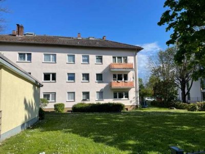 Sofort einziehen oder vermieten ! 1-Zimmerwohnung mit Balkon in Oberursel Nord