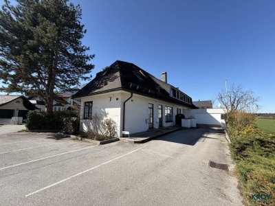 Exklusive Atelierwohnung mit Galerie und Terrasse in Anif