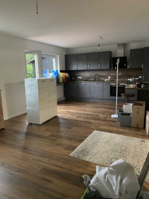 Sanierte 3-Zimmer-Wohnung mit Balkon und Einbauküche im Beilsteiner Teilort Jettenbach