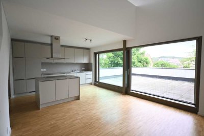 Exklusive 2-Zimmer-Maisonette mit zwei Dachterrassen in Würzburg-Heidingsfeld