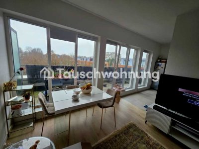 Tauschwohnung: Tausche lichtdurchflutete 2 Zimmer Wohnung gegen größer