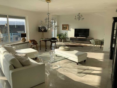 4-Zimmer- Penthouse-Maisonette mit 3 Terrassen, Bestlage  Bad Vilbel, komplett möbliert