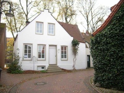 Schönes Einfamilienhaus in toller Lage  in  Jever zu verkaufen.
