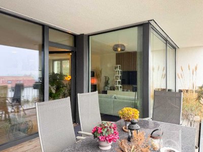 Blaustein HEIMKOMMEN + WOHLFÜHLEN! Großzügige 3-Zi.-Dachgeschoss-Wohnung mit sonnigem Südwest-Balkon