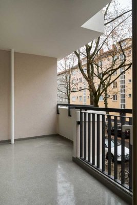 ERSTBEZUG nach SANIERUNG: Eislebener Str:  LUXUS 4-Zi-Whg, 92 m² - 2 Bäder - VHS 1.OG + SÜD-Loggia