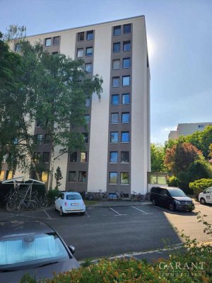 1 Zimmer-Wohnung mit Fahrstuhl und Stellplatz!