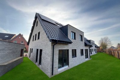 Neubau DHH mit Garten und Garage