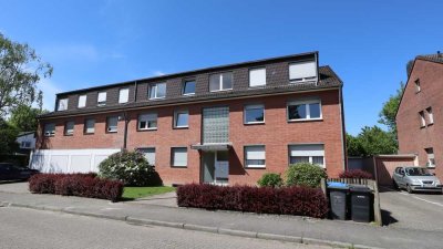 Erstbezug: Sanierte 3-Zimmer-Wohnung in ruhiger, aber dennoch zentrumsnaher Lage von Angermund.