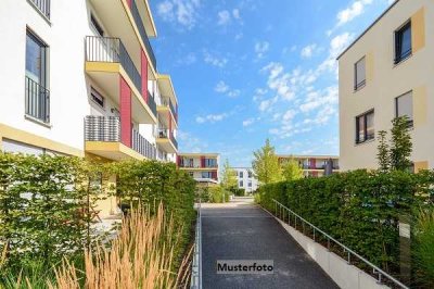 Mehrfamilienhaus mit 8 Wohnungen - provisionsfrei