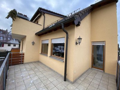 Gepflegte 3-Zimmer-Wohnung mit großem Südbalkon und Garage