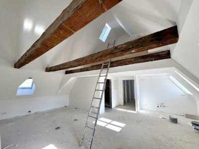 Rarität - 1,5-Zimmer Altbau Loft in Denkmalhaus