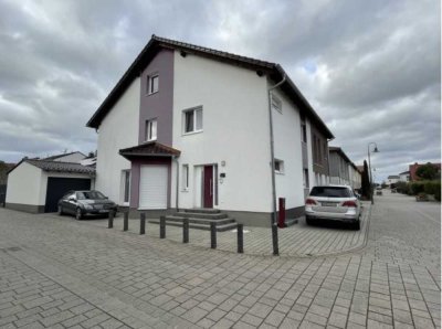 Doppelhaushälfte, 67158 Ellerstadt, Eckgrundstück