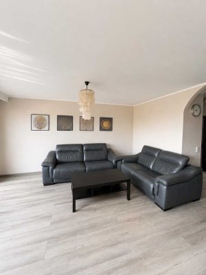 Keine Maklergebühren 4,5 -Zimmer-ETW Wohnung, mit  Atemberaubender Aussicht