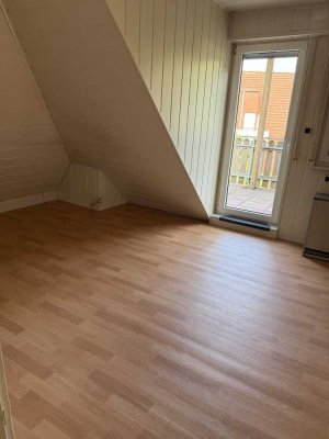 Gepflegtes 3-Familienhaus mit Garten, Balkonen und Ausbaupotenzial – Ruhige Lage, Sofort Verfügbar
