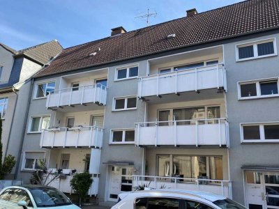 Vermietete 2,5 Zimmer Eigentumswohnung im Erdgeschoss mit Balkon als Kapitalanlage!