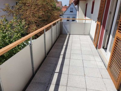2-Zi Altbauwohnung mit Balkon & EBK in Jockgrim