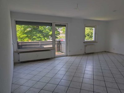Erstbezug nach Sanierung mit Balkon: Attraktive 3-Zimmer-Wohnung zentral und ruhig in Hemer