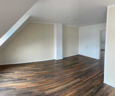 Ihre neue Wohlfühlzone mit großer Terrasse und Studio
