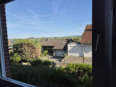 Helle 3-Zimmerwohnung Aachen-Brand mit sonnigem Südbalkon und Blick in die Voreifel