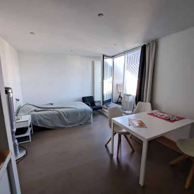 1-Zimmer Apartment in Schwabing-West: 1,5 Monate Untermiete,  mit der Option auf Vertragsübernahme