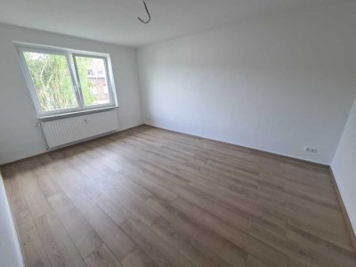 Gemütlich! Praktisch! Top 2,5 Raum Wohnung in GE-Schalke! Weißes Bad! Renoviert!!