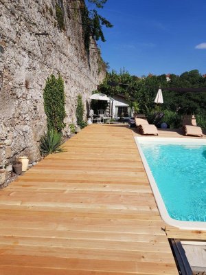 Traumhaftes Mehrfamilienhaus in Steyr: Modern, großzügig und mit Gartenparadies!