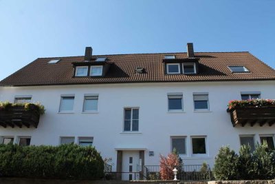 " Die sonnige Maisonette - Wohnung in Halbhöhenlage ! "