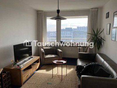 Tauschwohnung: Tausche Wohnung im obersten Stockwerk