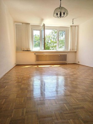 100% im Grünen - Sonnige 3 Zimmer mit Loggia
