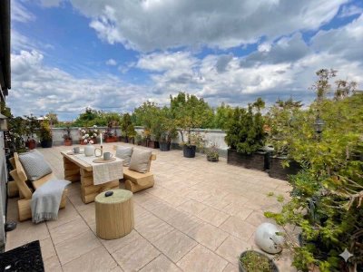 Einzigartige Penthouse-Wohnung in Nürnberg mit umlaufender Dachterrasse, Sauna und offenem Kamin