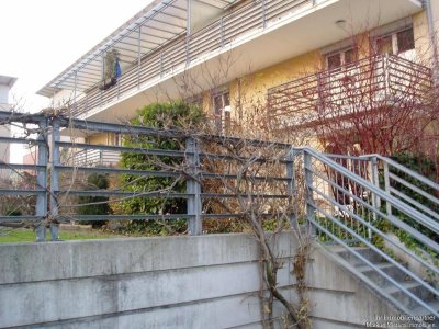 Helle Wohnung mit Terrasse &amp; TG – sofort verfügbar