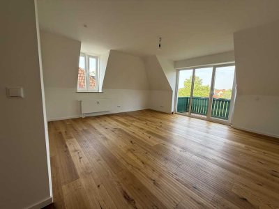 Kernsanierte 3-Zimmer-Dachgeschosswohnung im Lindenpark, Dresden-Laubegast
