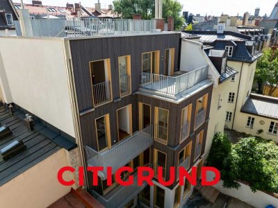 Au/Beste Raritätenlage - Stylische Neubau-Wohnung mit Balkon in energieeffizientem Stadthaus