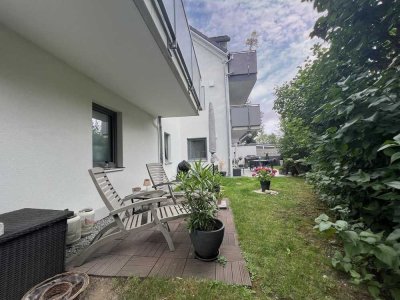 Helle, zentral gelegene 3-Zimmer-Wohnung im EG mit großem Garten