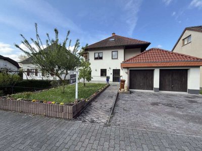 Top modernisierte Wohnung mit Zugang zu Garten, Stellplatz uvm.