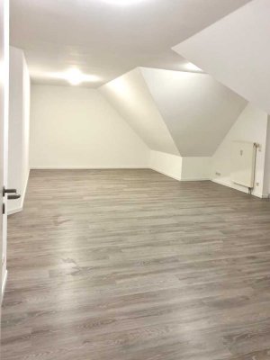 Helle 2-Zimmer Wohnung mit Balkon in Manderscheid
