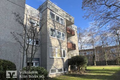 Dellbrück - Dreizimmerwohnung im Hochparterre mit Tiefgaragenstellplatz und Balkon