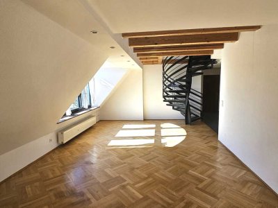Top of Chemnitz * tolle Dachgeschoss-Maisonette-6,5-Raum-WE mit einmaligem Ausblick und Gartenmitben