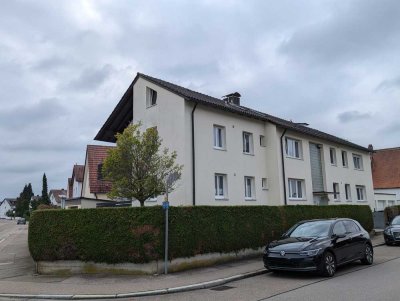 Attraktive und gepflegte 2,5-Raum-DG-Wohnung mit gehobener Innenausstattung in Ingolstadt
