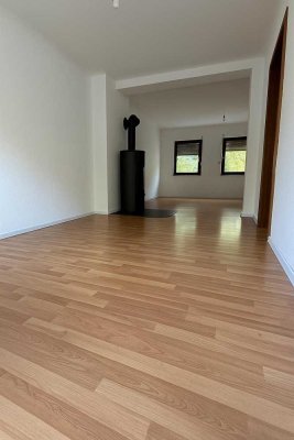 3,5 Zimmer-Wohnung mit Balkon und Einbauküche in Saarbrücken