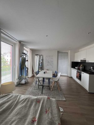 moderne, helle, teilmöbilierte 1 Zimmer Wohnung in Uniklinik Nähe, Stellplatz, Nachmieter gesucht