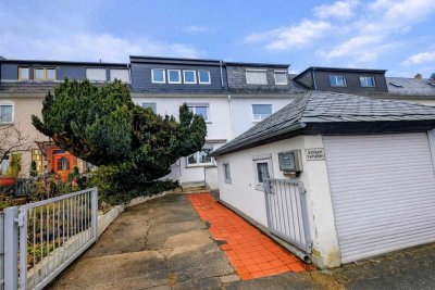 Modernes Familienglück am Feldrand: Wohntraum mit Balkon und Naturzugang!