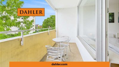 Helle 2,5-Zimmer-Wohnung mit Loggia. Ideal für Singles & Paare / Wohnung ist Teilmöbliert