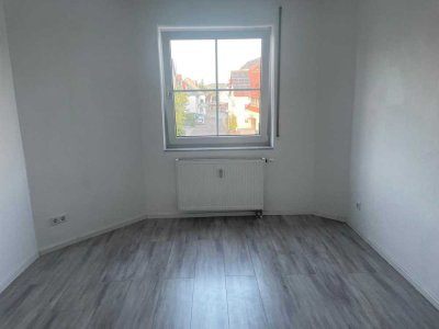 Helle 2-Zimmerwohnung mit Balkon und Garage in Nufringen