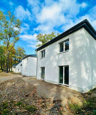 Noch 2 verfügbar: Wunderschöne Neubau-Einfamilienhäuser in Brieselang zu vermieten