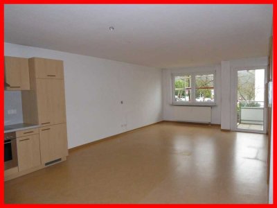 Betreutes Wohnen: 2 Zi-Seniorenwohnung, mit PKW-Stellplatz