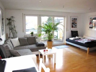 +++A 81 & S- BAHN+++TEILMÖBLIERT+++PARKETT & FLIESEN+++HELL & SONNIG+++GR. BALKON+++ETC.+++FREI+++