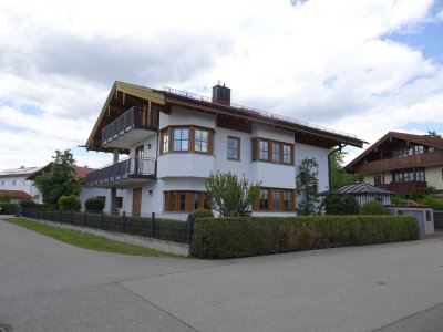 Sehr helle Dreizimmerwohnung im 1. Obergeschoss