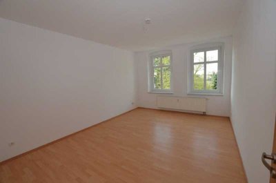 gemütliche 3-Raum-Wohnung mit Blick ins Grüne