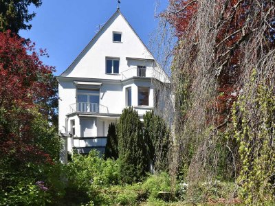 Repräsentatives Wohnanwesen! Beste Wohn- und Aussichtslage